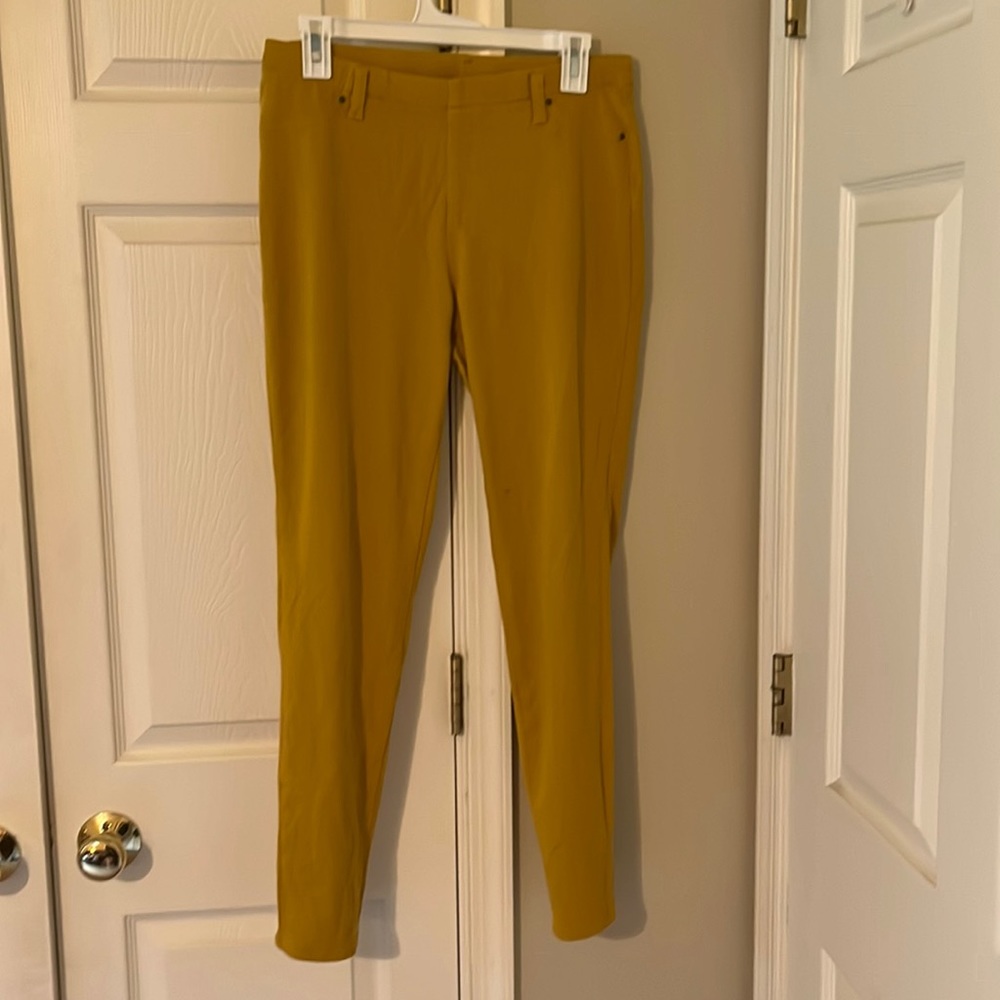 Size Large Faded Glory Mustard Jeggings